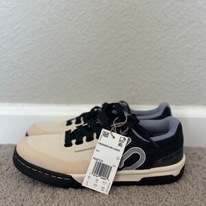 Adidas Five Ten Freerider Pro Mountain Bike